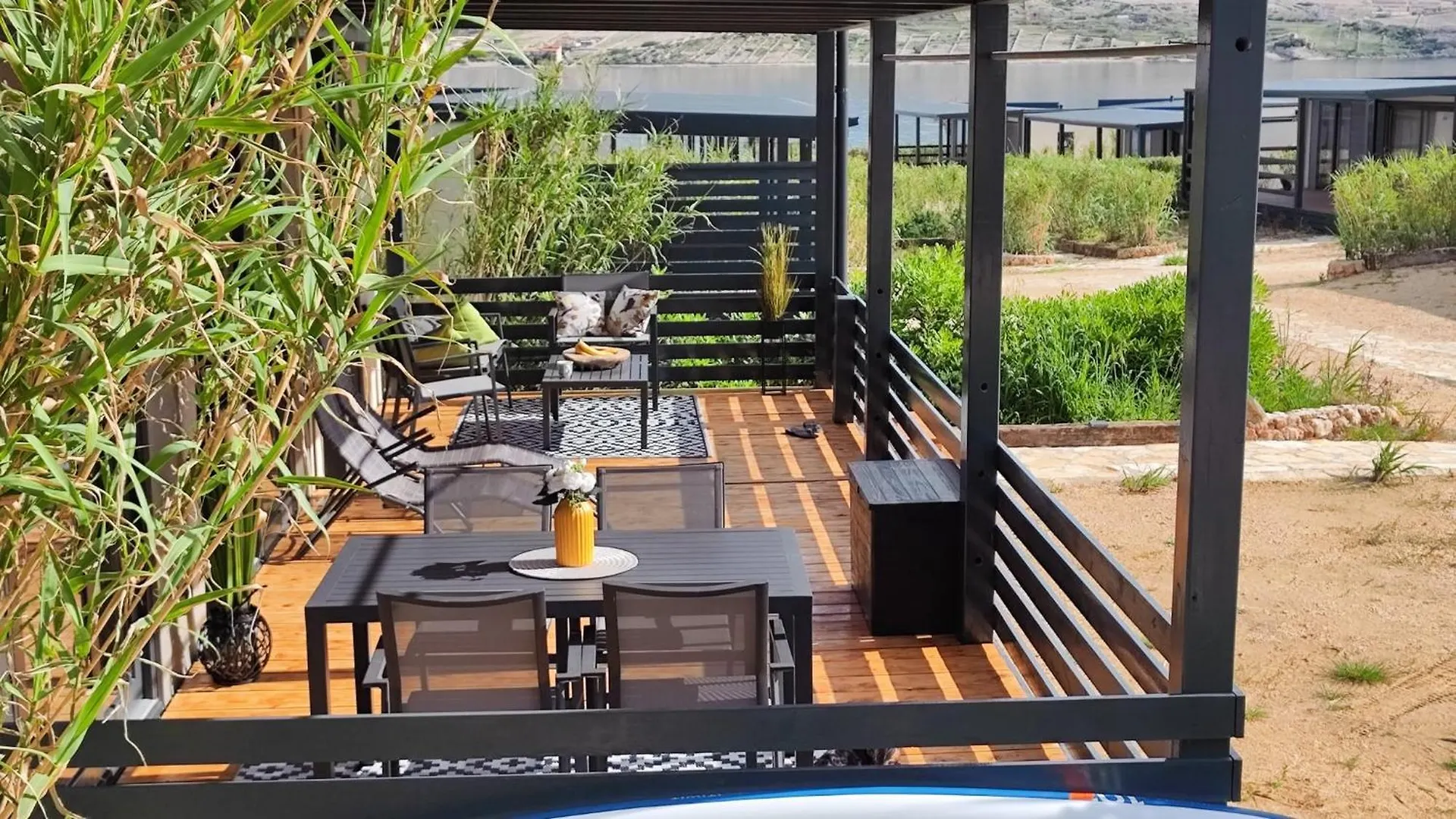 Izzi Mobile Home - Terra Park Spiritos 콜란